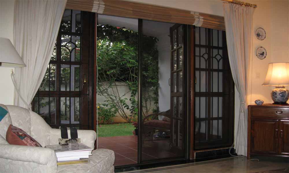 sliding mosquito net